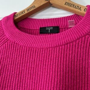 Tahari Electric Pink Ribbed Crew Neck Sweater Size XL Viscose Polyester Nylon